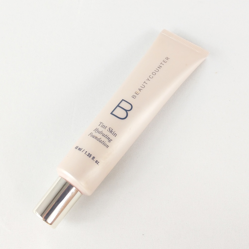 Beautycounter Hydrating Foundation Linen 1.35oz